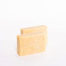 Charger l'image dans la galerie, SAVON ÉCLAIRCISSANT 100% BIO ET VÉGAN À BASE D'HUILE DE PÉPIN DE FIGUE DE BARBARIE Dyane Paris